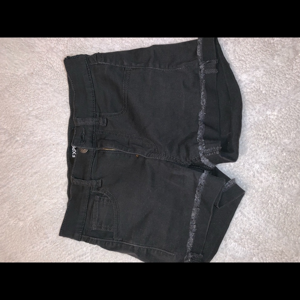 Express mid rise, stretchy, black shorts.